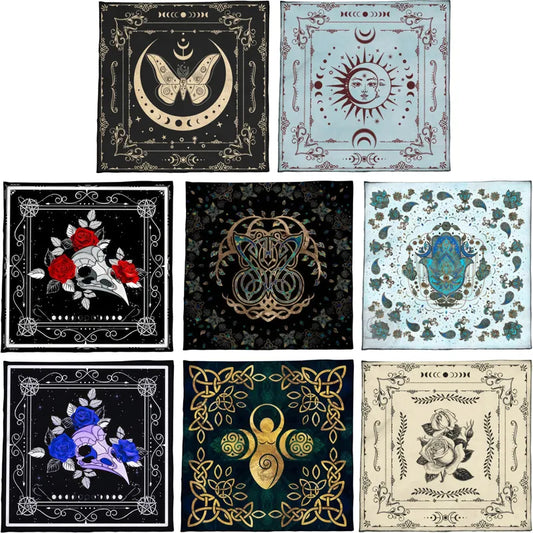 8 Types Divinations Tablecloth